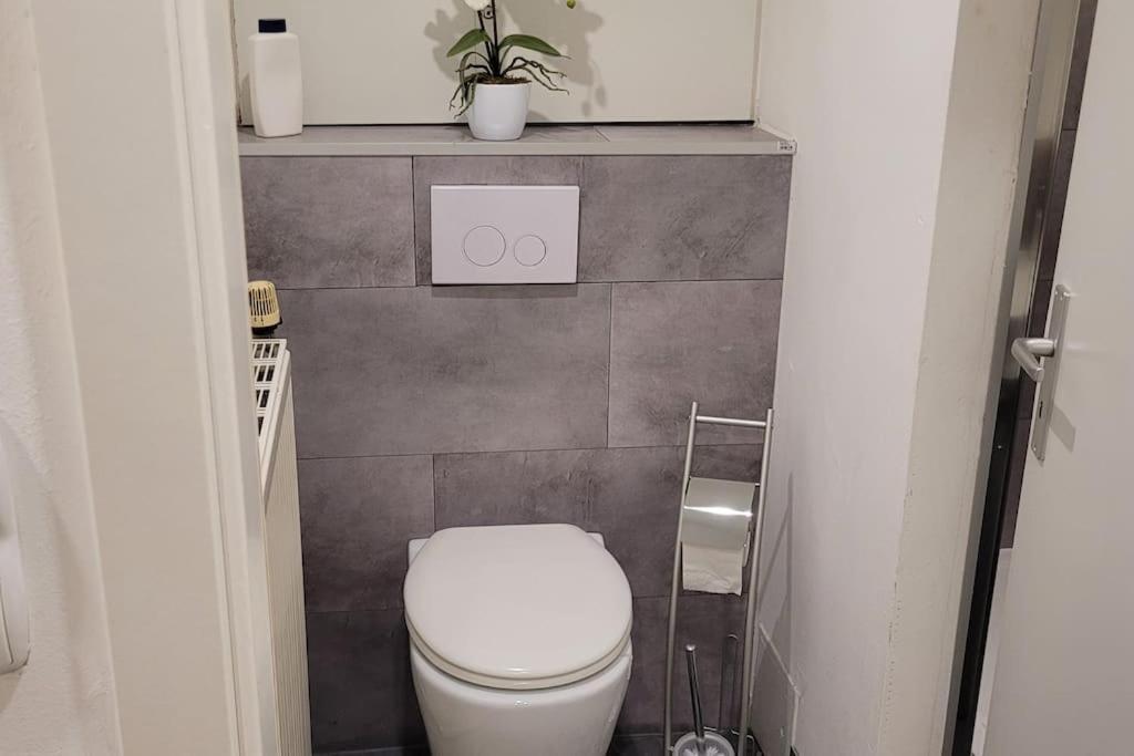 Villa Blanca, W-Lan, Office Leverkusen Luaran gambar